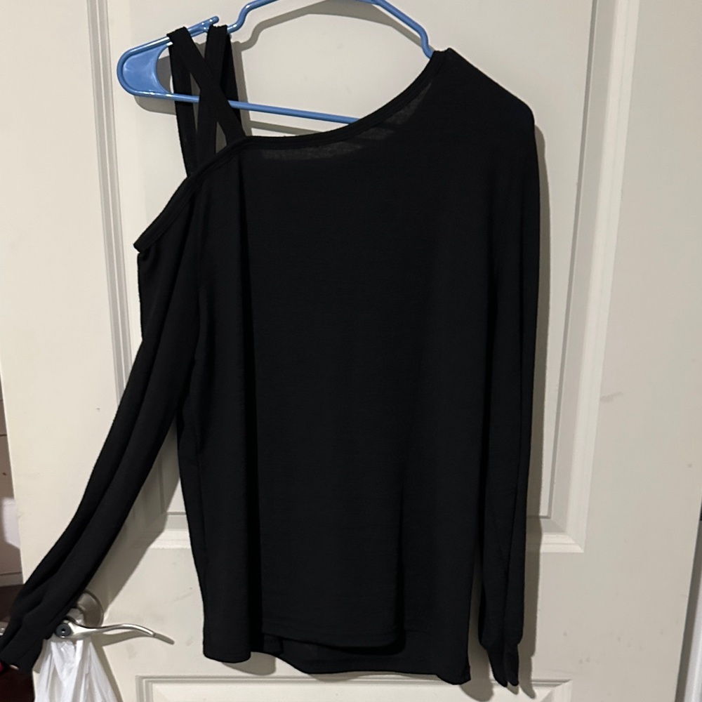 SHEIN Black One-Shoulder Long Sleeve Top with Strap Detail